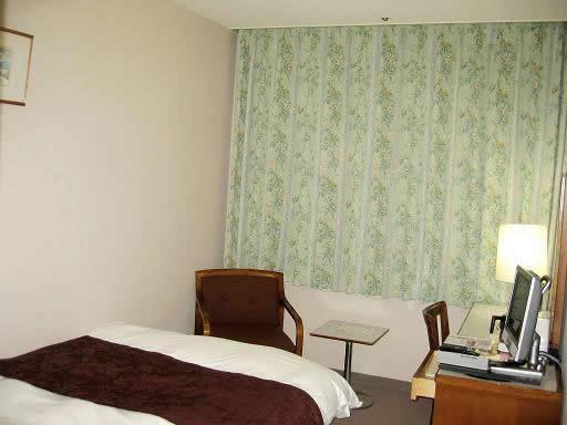 Fujita Kanko Washington Hotel Aszahikava Szoba fotó